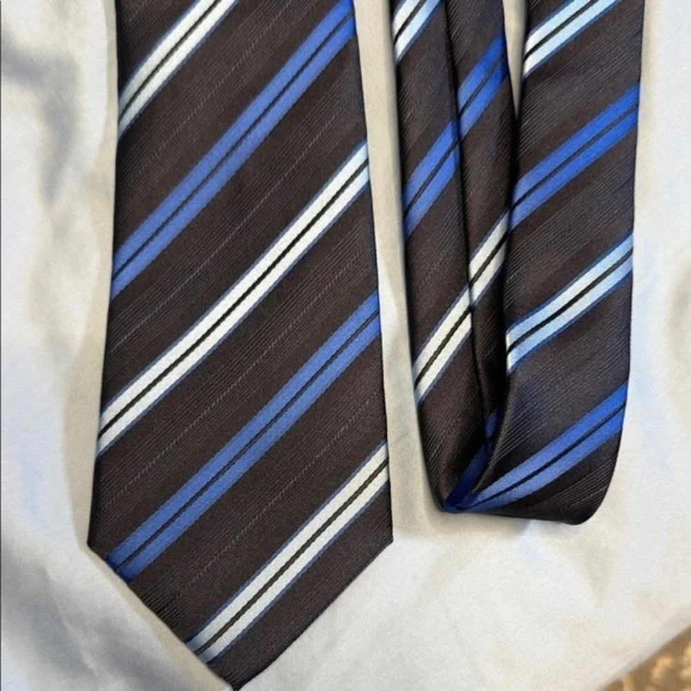 Barry‎ Wang 100% Silk Tie – Blue & Charcoal Stripe – Italian Style
